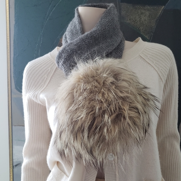 Harricana by Mariouche | Wool Snood with Fur Pompom - Picture 4 of 10